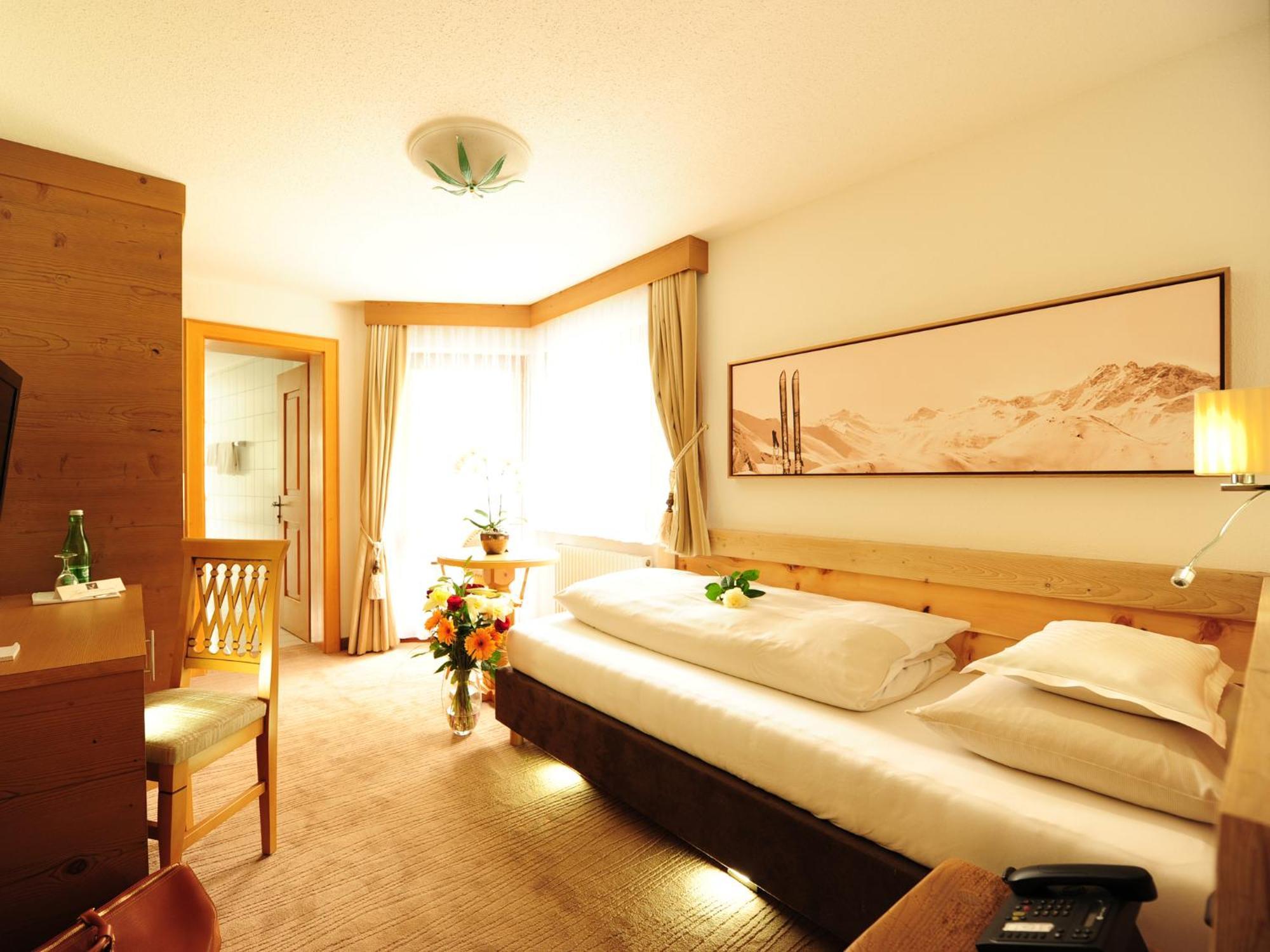 Salnerhof Superior Lifestyle Resort Ischgl Phòng bức ảnh