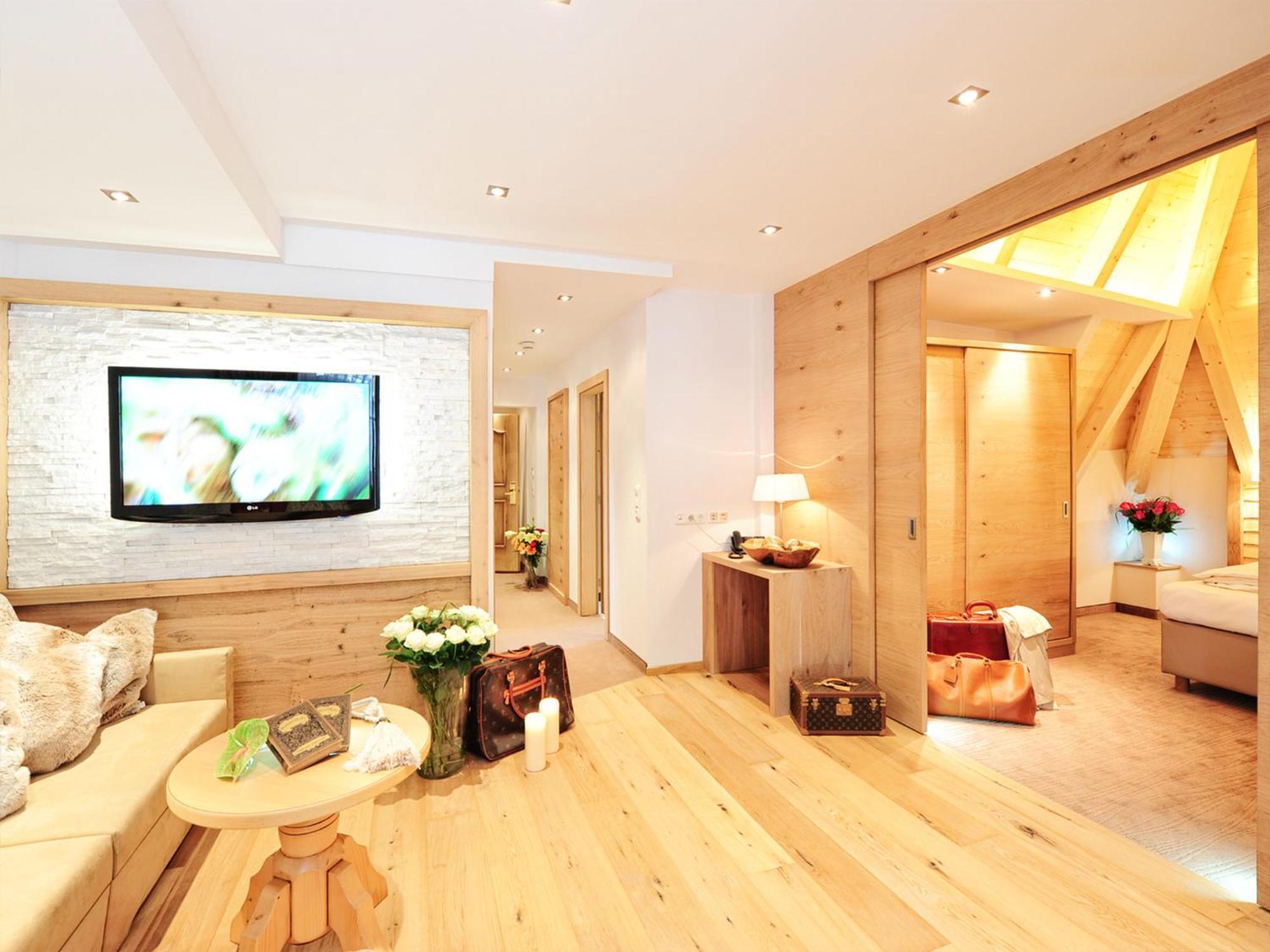 Salnerhof Superior Lifestyle Resort Ischgl Phòng bức ảnh