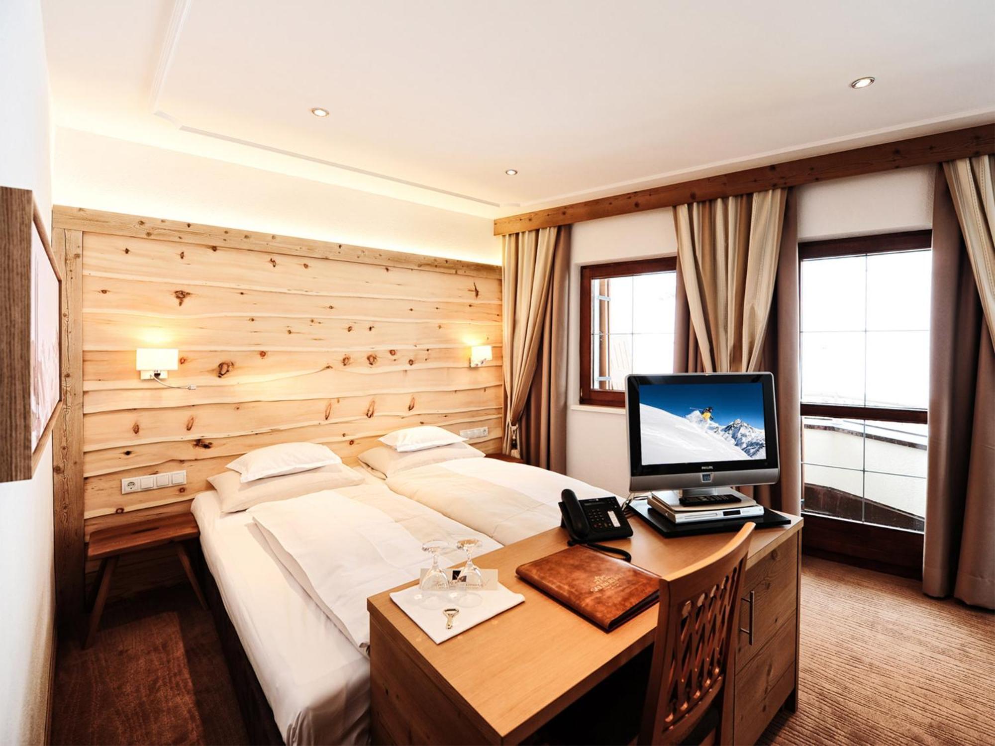 Salnerhof Superior Lifestyle Resort Ischgl Phòng bức ảnh