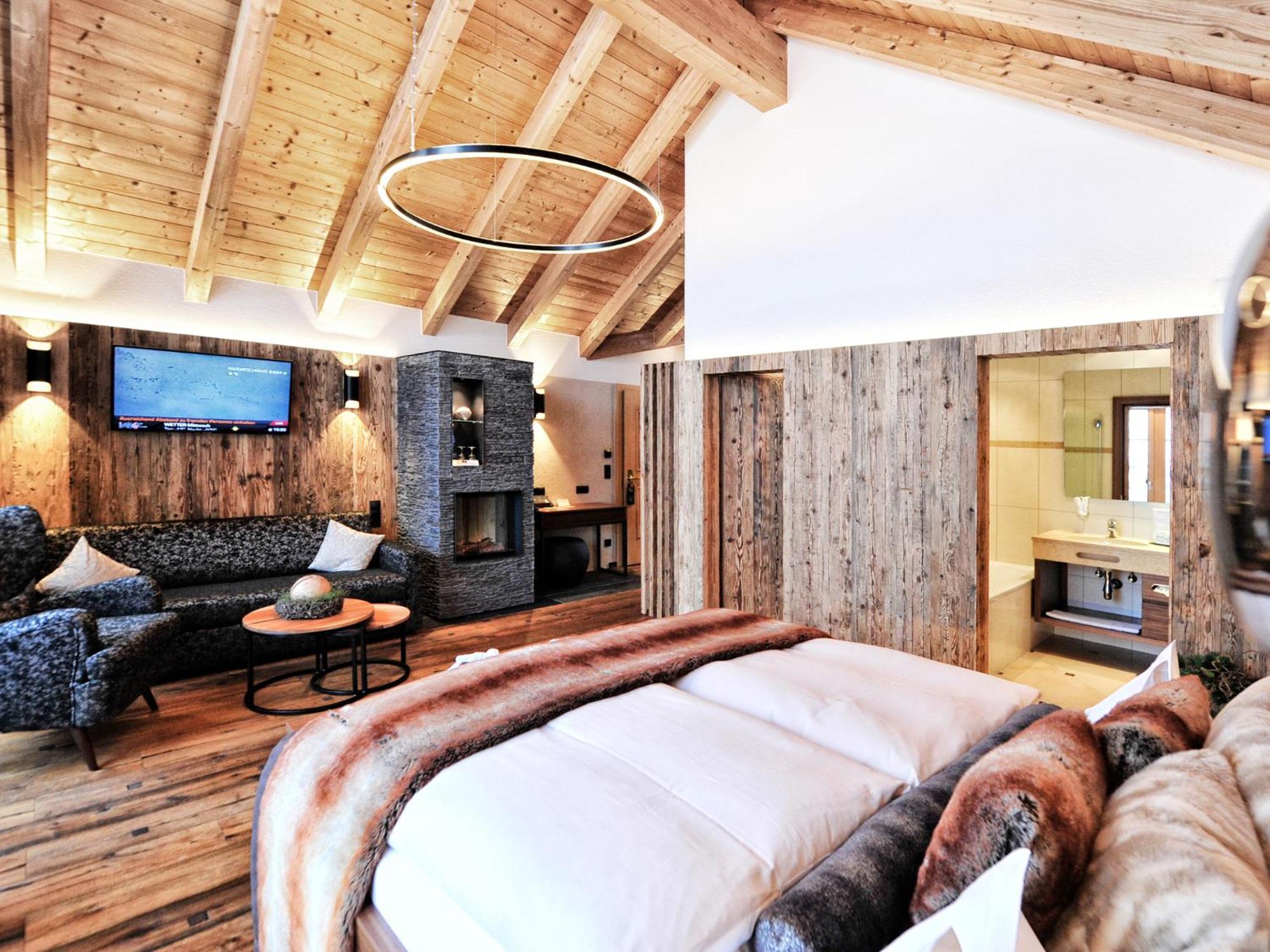 Salnerhof Superior Lifestyle Resort Ischgl Phòng bức ảnh