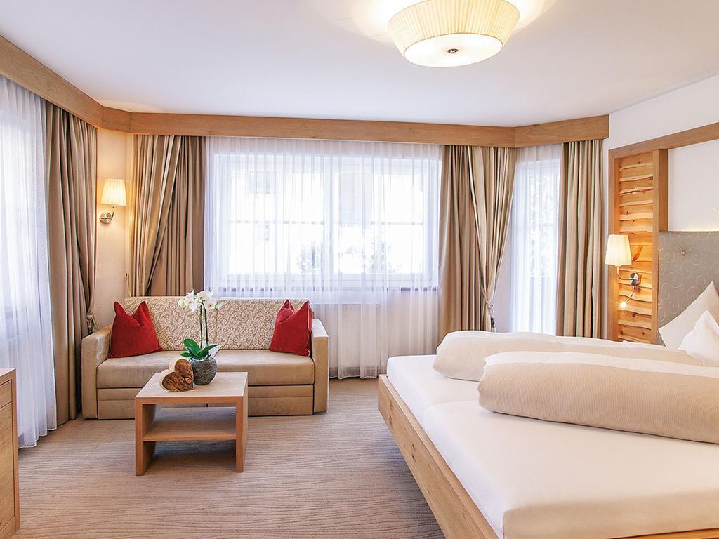 Salnerhof Superior Lifestyle Resort Ischgl Phòng bức ảnh